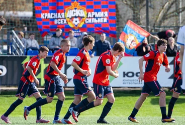 ЮФЛ: Первый домашний тур для армейцев